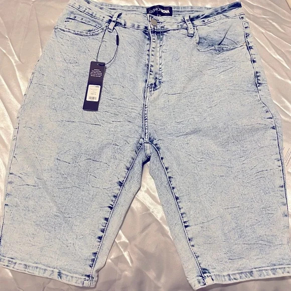 FashionNova Denim Bermuda Shorts - Picture 1 of 7